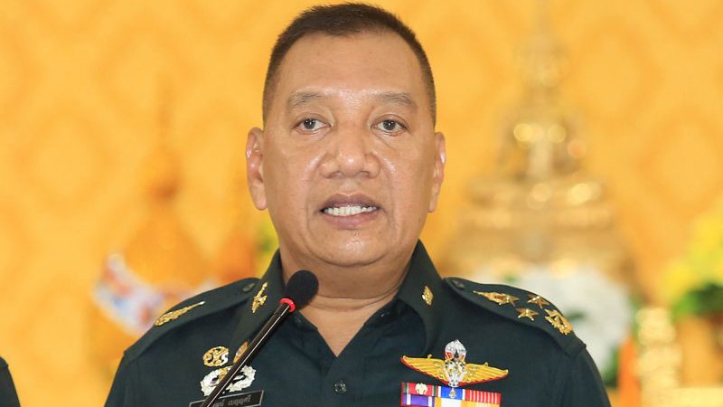 “ผบ.สูงสุด” เข้มงวด กำลังพลทัพไทย งดร่วมการสังสรรค์คนหมู่มาก ป้องกันโรคโควิด-19