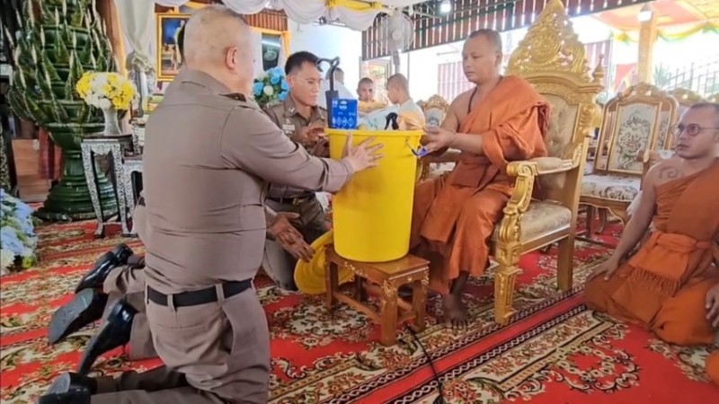 สุรินทร์ จัดพิธีบำเพ็ญกุศล ครบ 10 ปี ละสังขาร 107 ปี ชาตกาล บูชาคุณ บูชาครู พระครูประสาทพรหมคุณ หลวงปู่หงษ์ พรหมปัญโญ