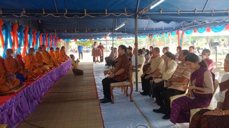 ชาว อ.รัตนบุรี ประกอบพิธีบวงสรวงพระศรีนครเตา ในเทศกาลงานลบุญบั้งไฟประจำปี 67