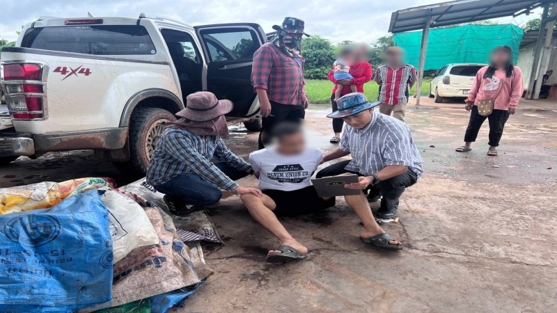 กองปราบ รวบผู้ต้องหาร่วมอุ้มฆ่า"เสี่ยหมาด ชุมพร"หนีกบดานในสวนยาง จ.พิษณุโลก