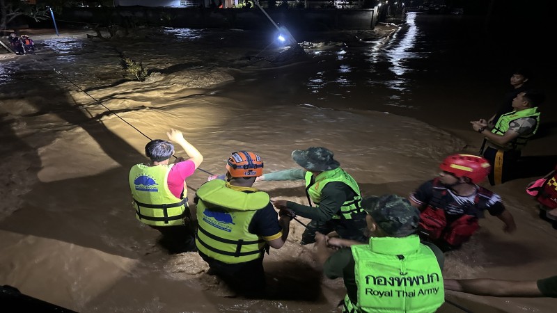 กองทัพบก เร่งช่วยน้ำท่วมเชียงใหม่ หลังระดับน้ำเพิ่มสูงขึ้น