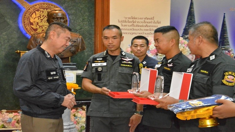 “ผบช.ภ.1” มอบโอวาท “ทีมปราบไพรีอริศัตรูพ่าย” เตรียมแข่งขันหน่วยปฏิบัติการพิเศษ ระดับ บช. ของ ตร.