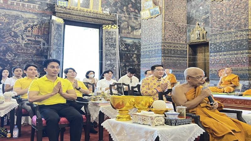 "อาจารย์คฑา" นำคณะเจ้าของแบรนด์ดัง Dr.JiLL ร่วมพิธีสวดนพเคราะห์  ณ พระอุโบสถ วัดพระเชตุพนวิมลมังคลาราม