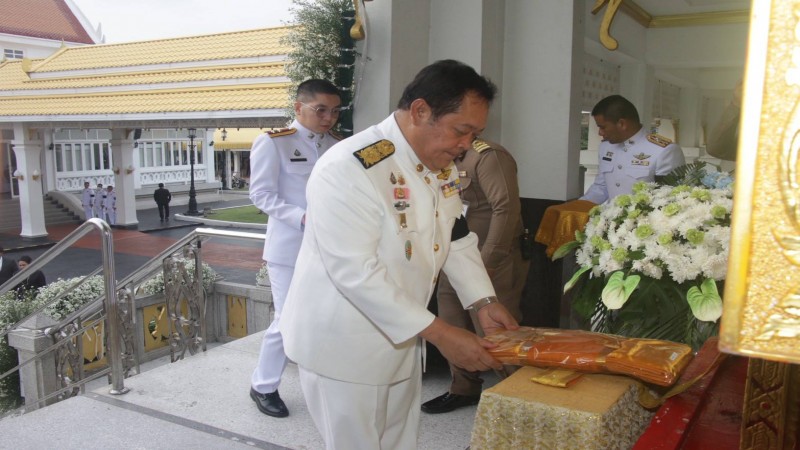 "พ.ต.อ.ทวี"เป็นประธานพิธีพระราชทานเพลิงศพ พ.ต.อ.(พิเศษ)ชัยรัตน์ สายอุบล บิดา พล.ต.ต.ภัคพงศ์ สายอุบล