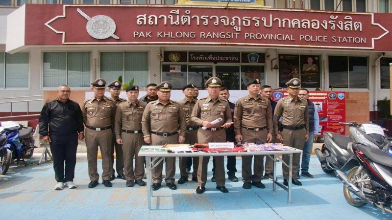 “ผบช.ภ.1” แถลงจับแก๊งโจรกรรมรถยนต์- รถจยย.