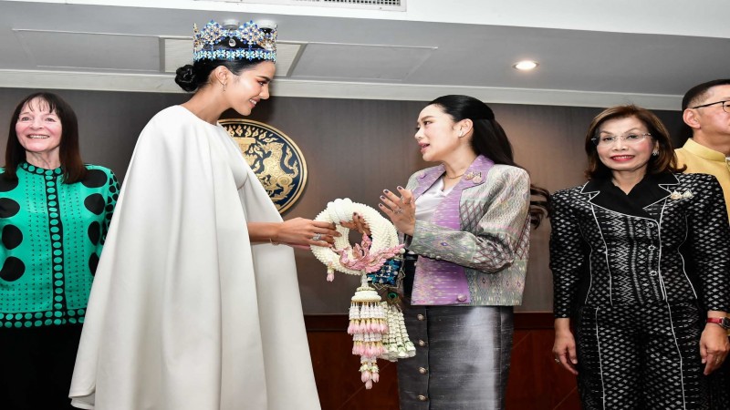 นายกฯ ชื่นชม "น้องโอปอล"Miss World 2025 ชูเป็นแบบอย่างพลังสตรี พร้อมผลักดันหญิงไทยสร้างชื่อเสียงบนเวทีโลก