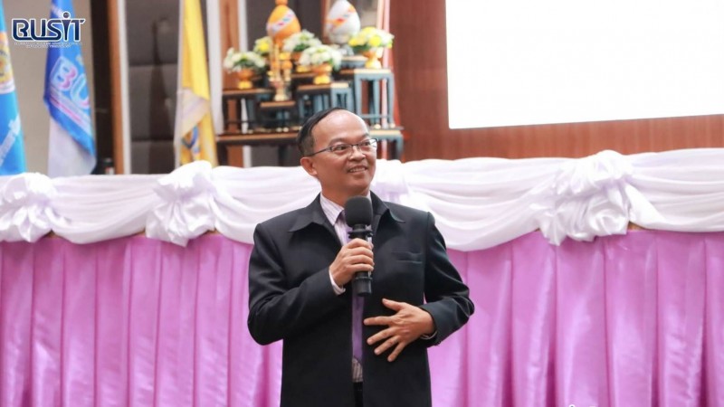 "ดร.สุเทพ"บรรยายให้ความรู้สร้างแรงบันดาลใจ กับนศ.ใหม่ ม.เทคโนโลยีราชมงคลตะวันออก​ เขตพื้นที่จักรพงษภูวนารถ​