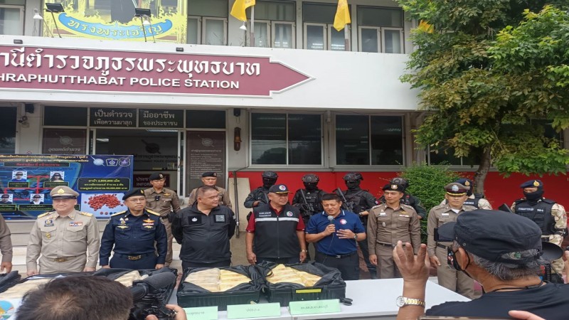 ตำรวจภาค 1 จับกุมทีมลำเลียงยาเสพติด ”ตี๋ หน้าพระลาน” ยึดยาบ้า 2 ล้านเม็ด