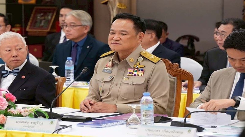 “อนุทิน” ยกคณะคุย กกต. ปม ทำประชามติแก้รธน. 