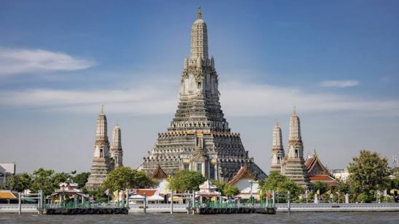 พระปรางค์วัดอรุณฯ ขึ้นบัญชีเบื้องต้นมรดกโลก! รมว.วัฒนธรรม ชี้เป็นก้าวสำคัญ ยกระดับไทยสู่เวทีโลก