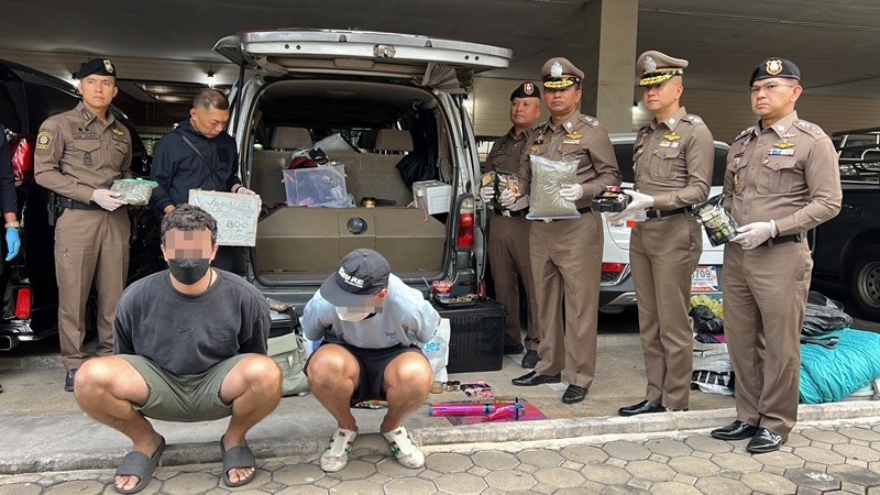 เปิดปฏิบัติการทลายแก็งสติกเกอร์ QR code รัสเซียใช้ AI บงการขายยา ทั่วกรุงเทพฯ